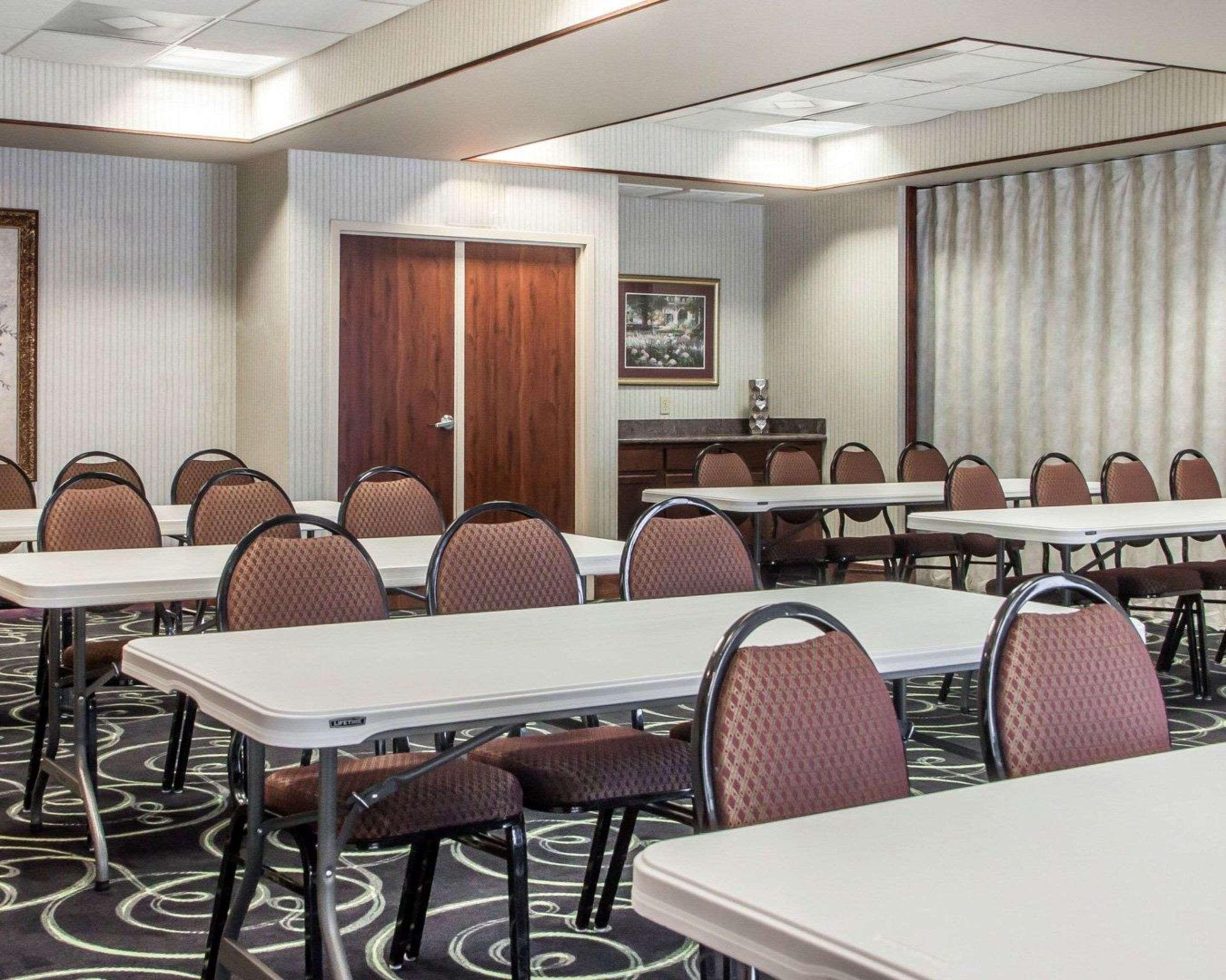 Holiday Inn Express & Suites Weatherford By Ihg Exterior foto